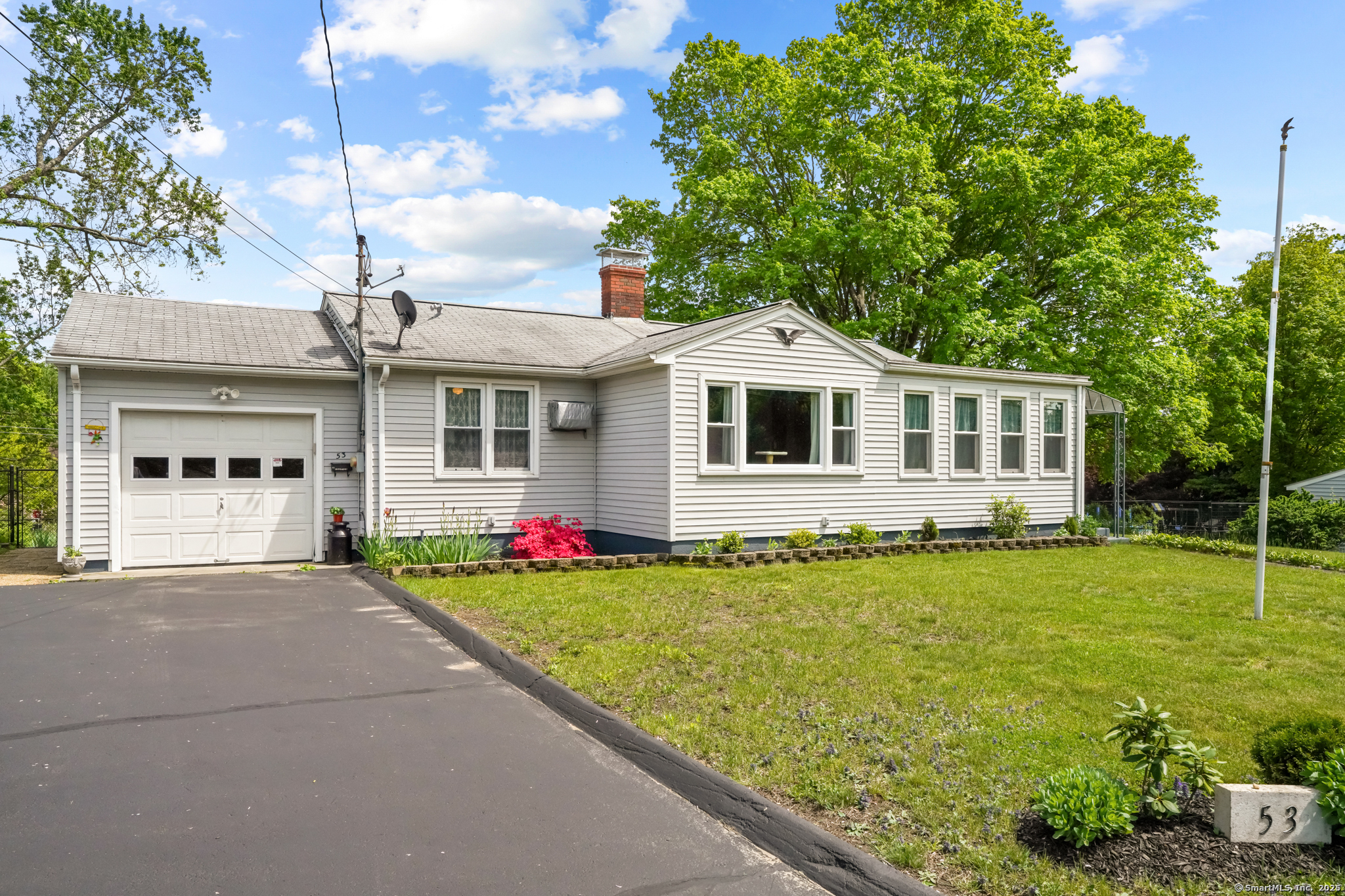 53 Cleveland Street Putnam CT 06260