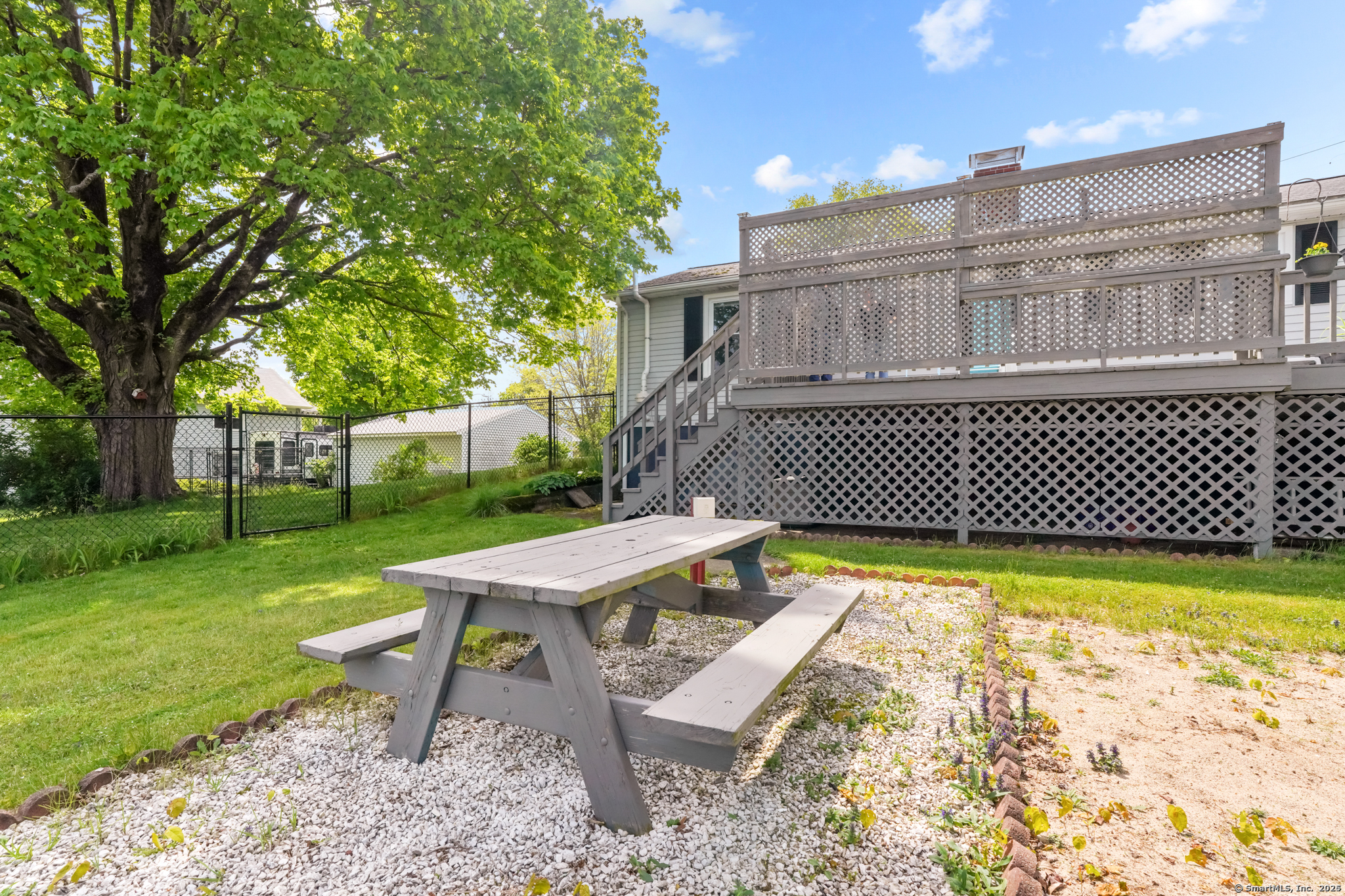 53 Cleveland Street Putnam CT 06260