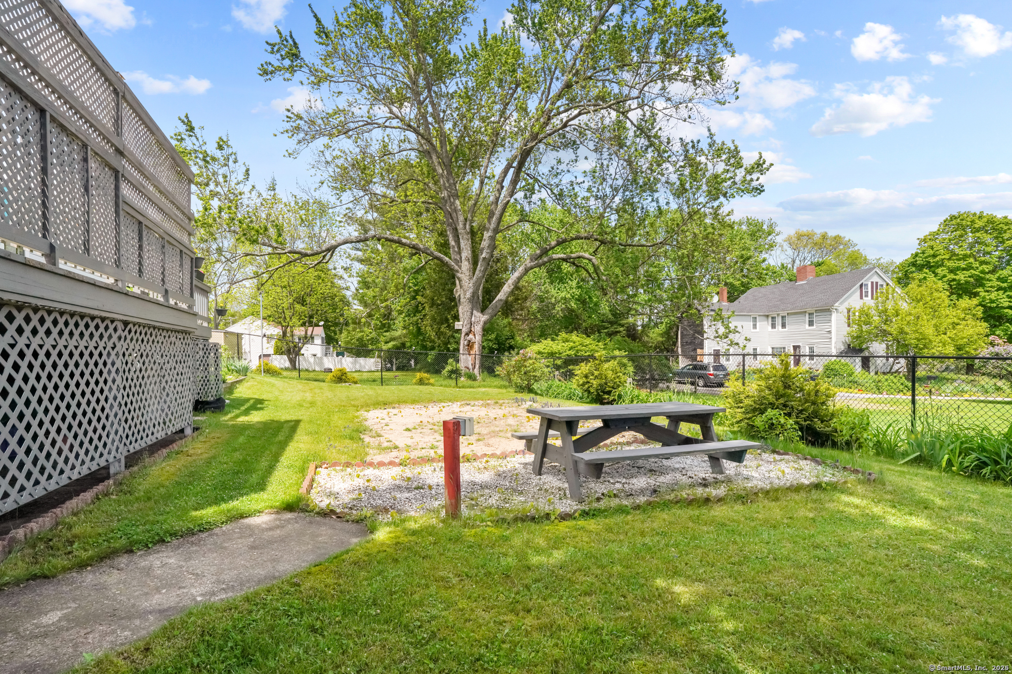 53 Cleveland Street Putnam CT 06260