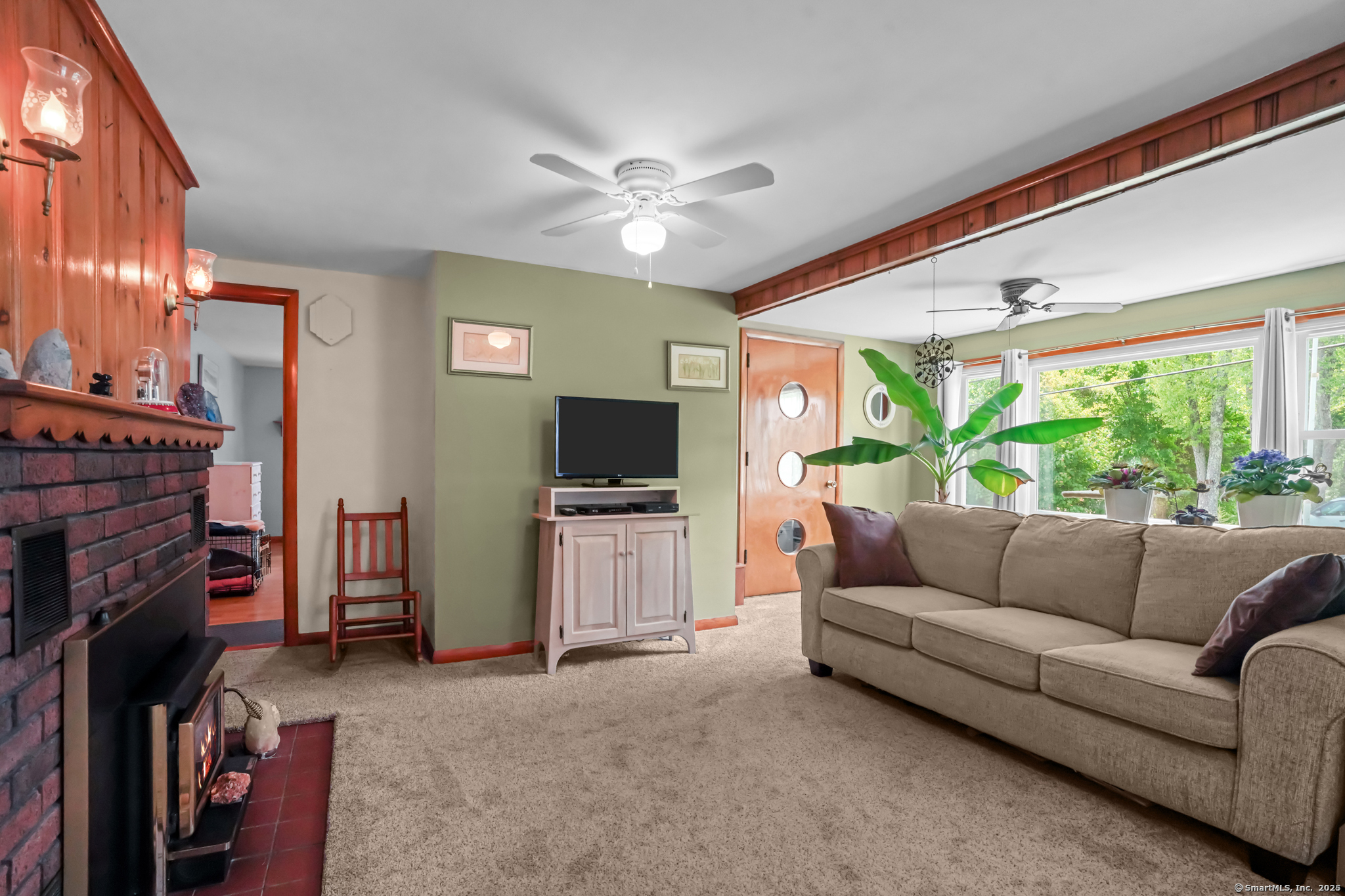 53 Cleveland Street Putnam CT 06260