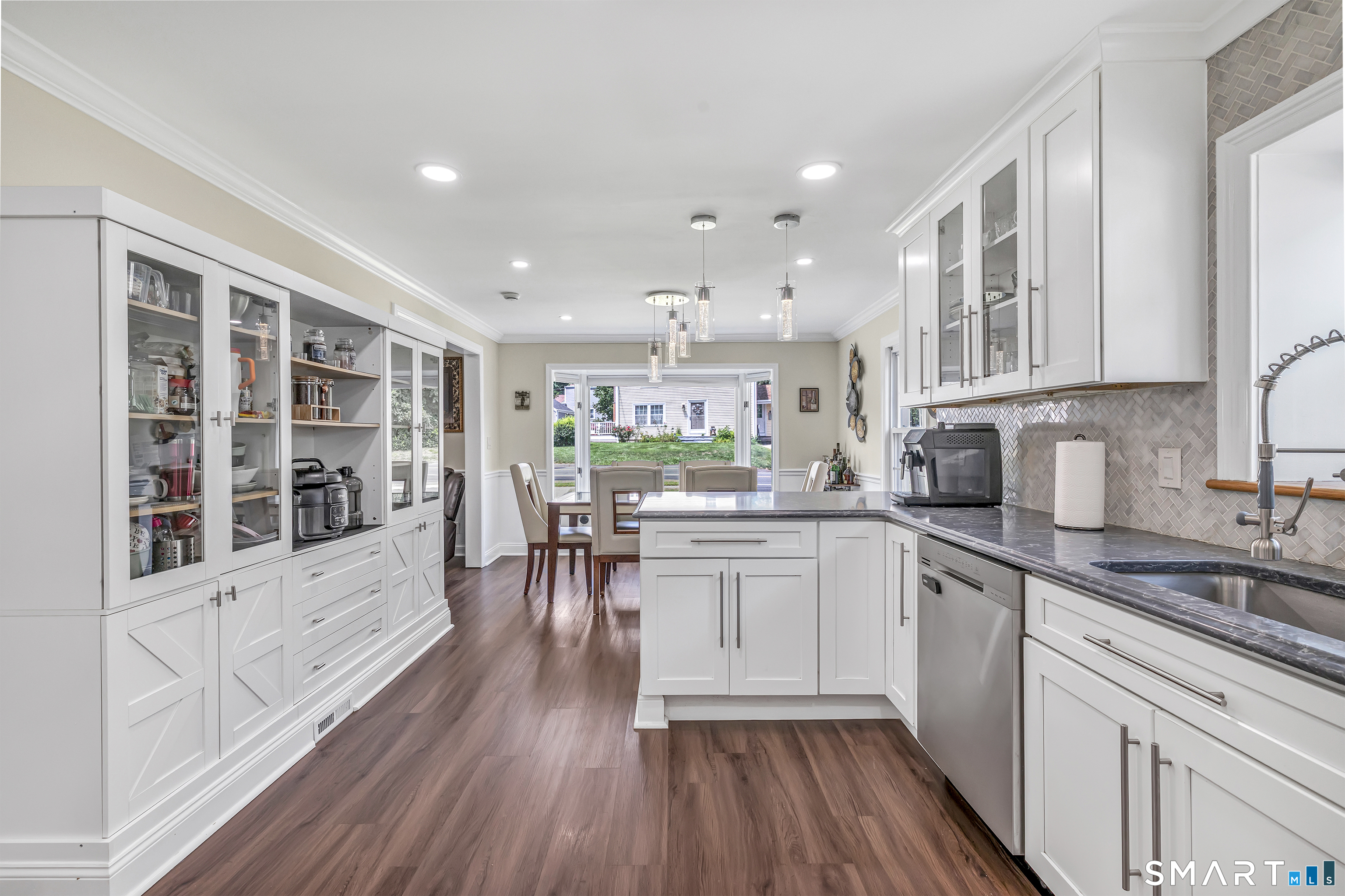 4270 Main Street Stratford CT 06614