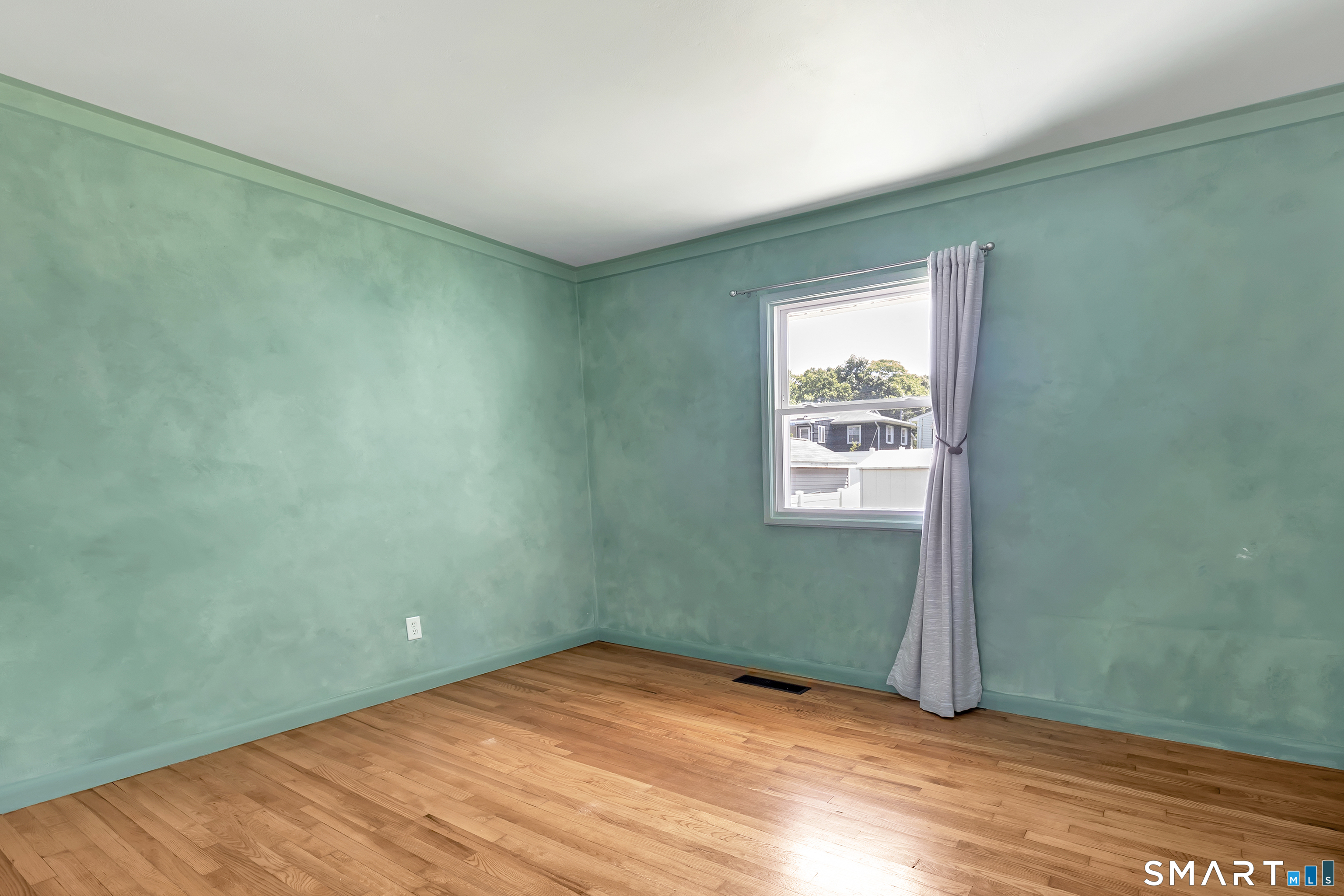 105 Sunset Drive Derby CT 06418