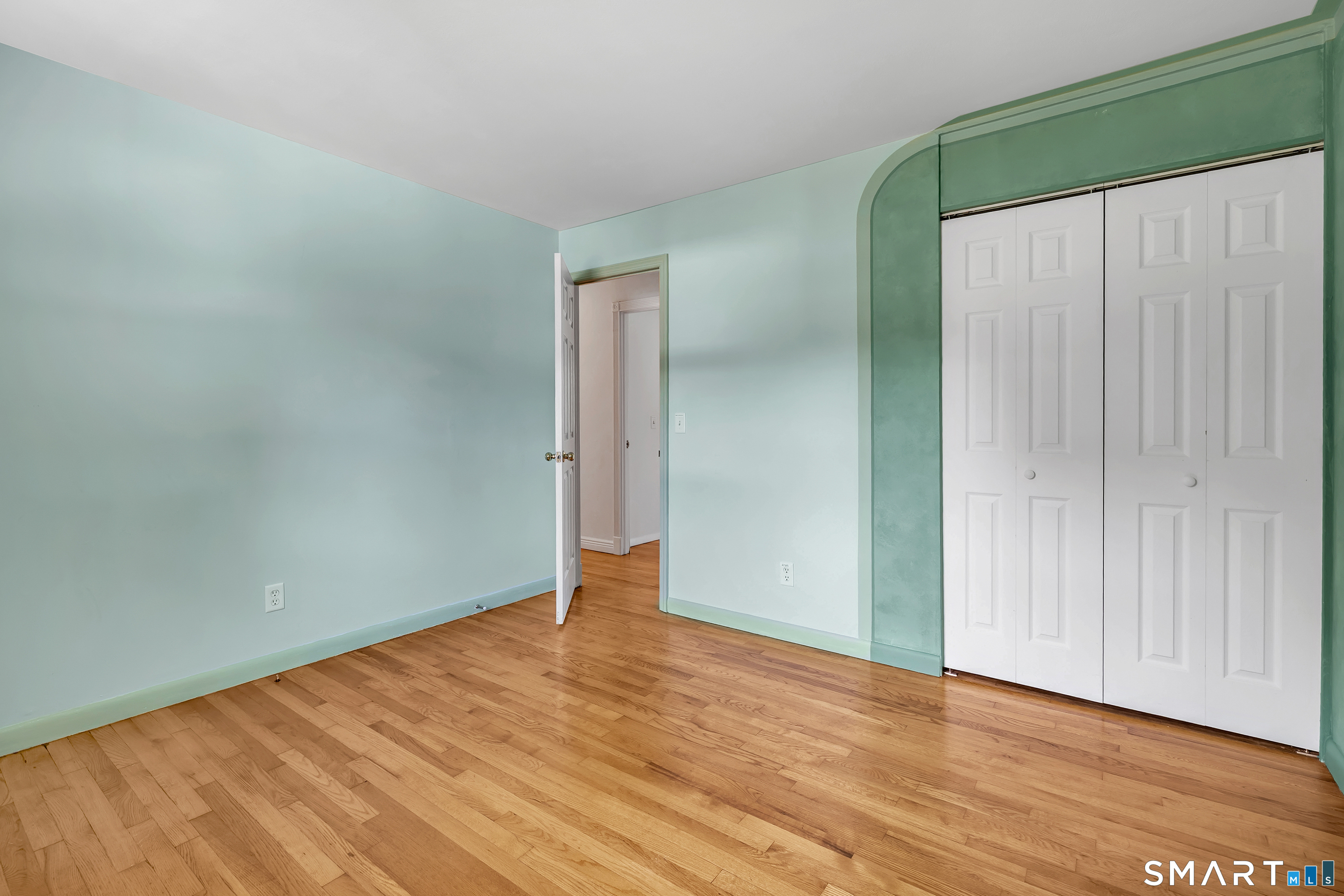 105 Sunset Drive Derby CT 06418