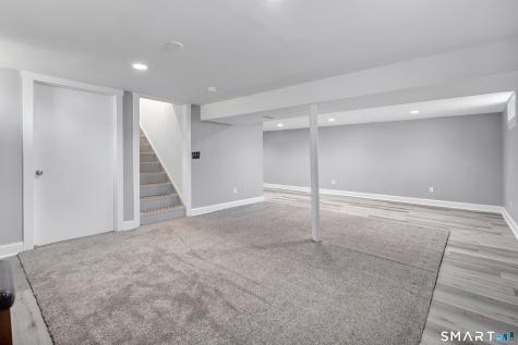 105 Sunset Drive Derby CT 06418