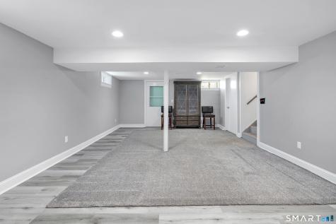 105 Sunset Drive Derby CT 06418