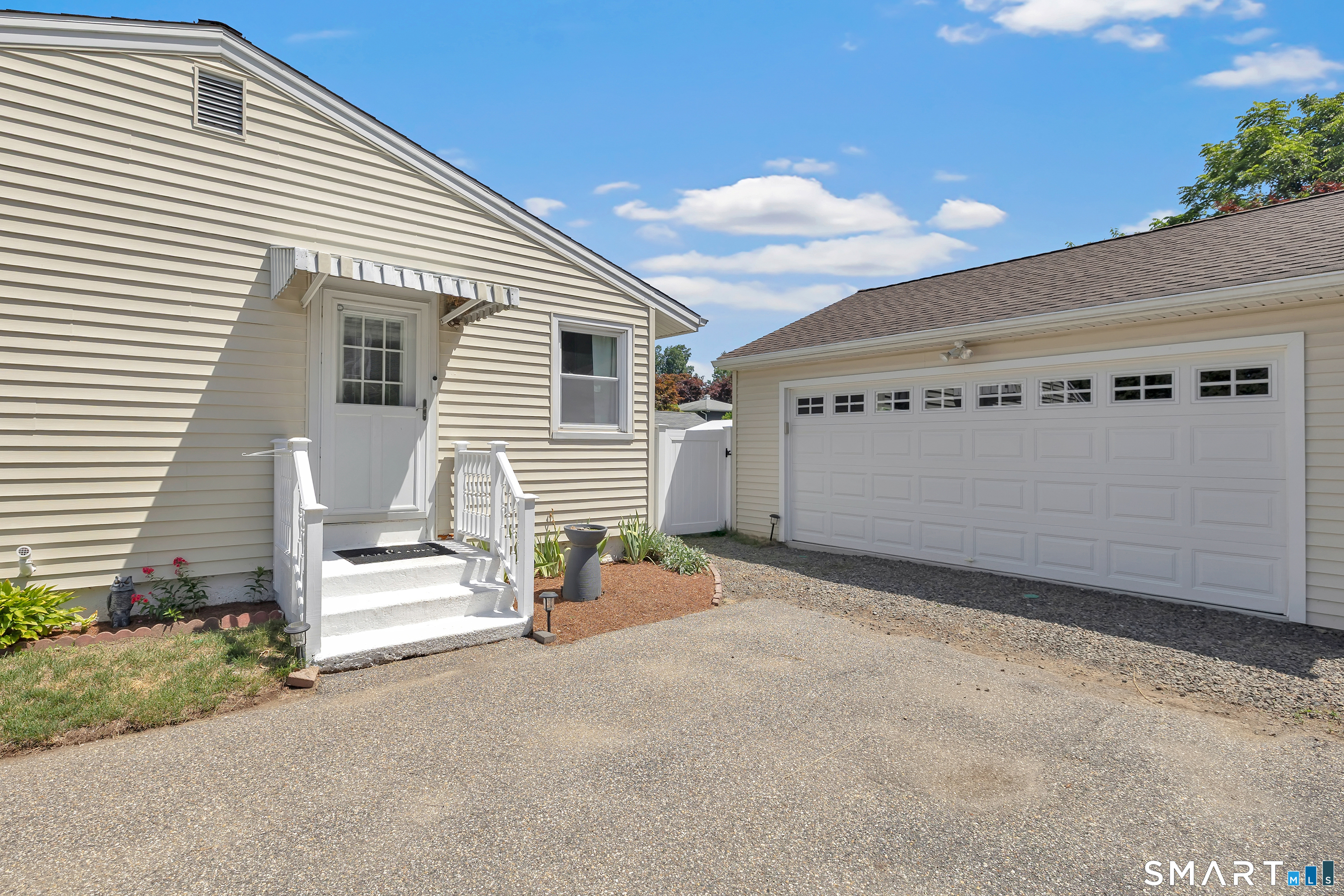 105 Sunset Drive Derby CT 06418