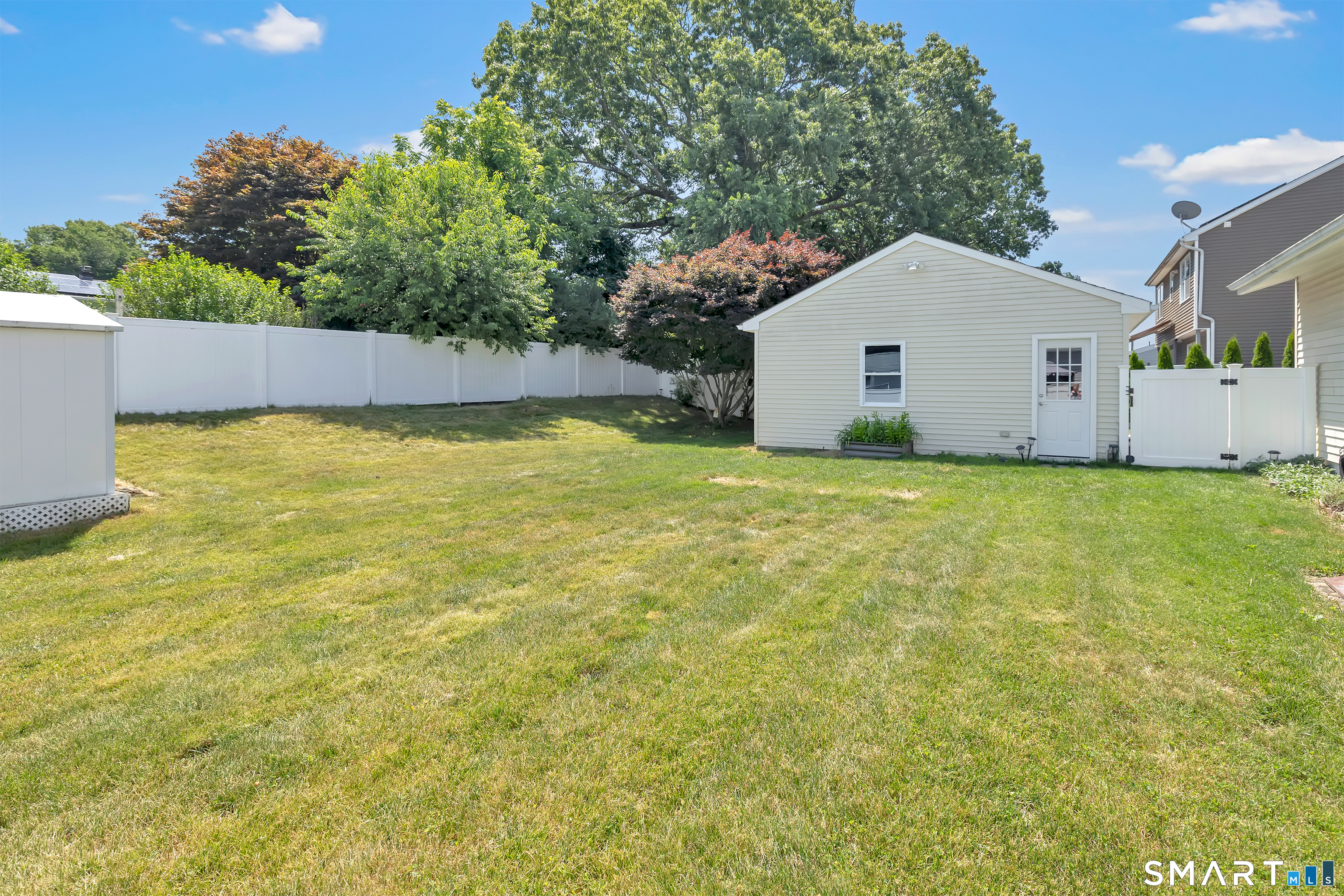 105 Sunset Drive Derby CT 06418