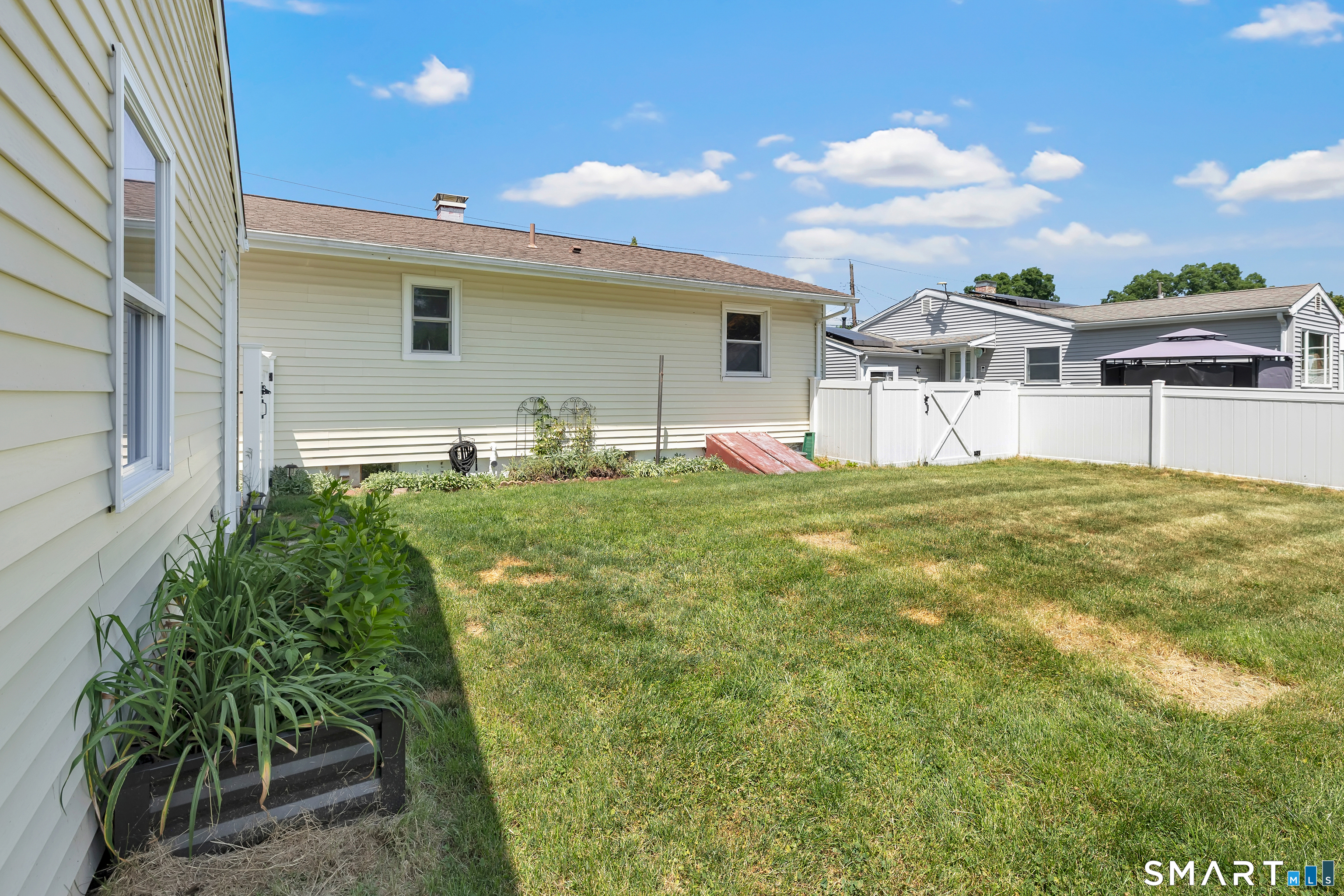 105 Sunset Drive Derby CT 06418