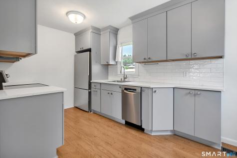 105 Sunset Drive Derby CT 06418