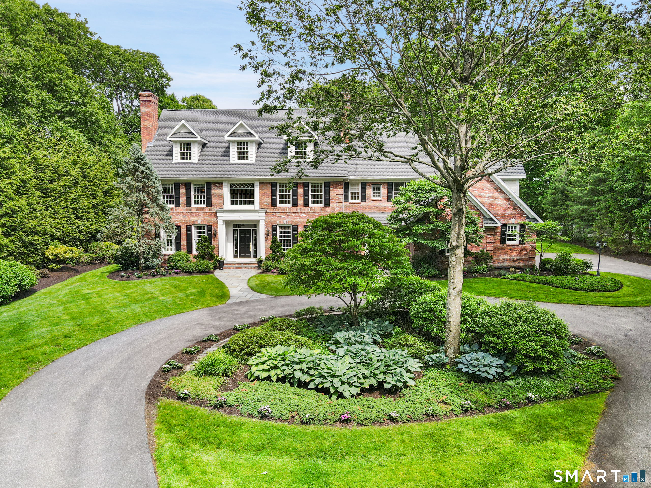 21 Williamsburg Lane Avon CT 06001