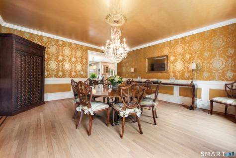 21 Williamsburg Lane Avon CT 06001