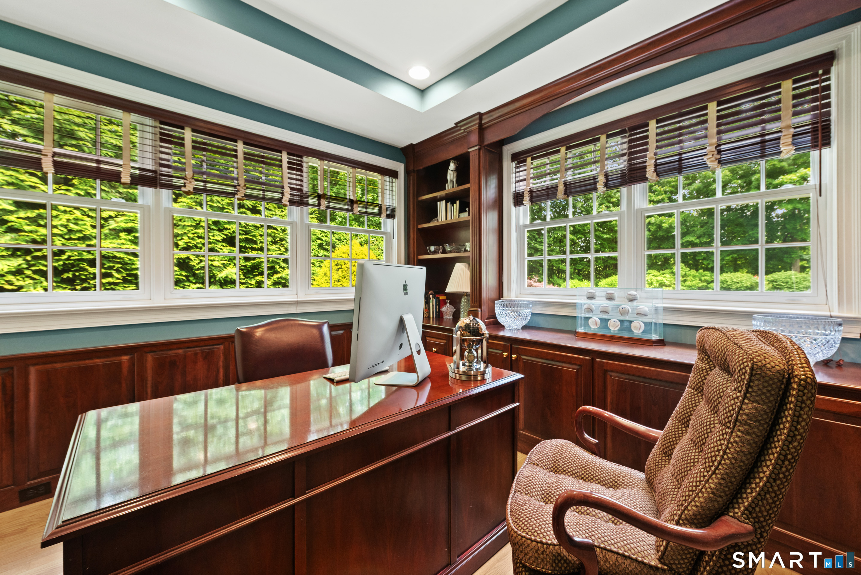 21 Williamsburg Lane Avon CT 06001