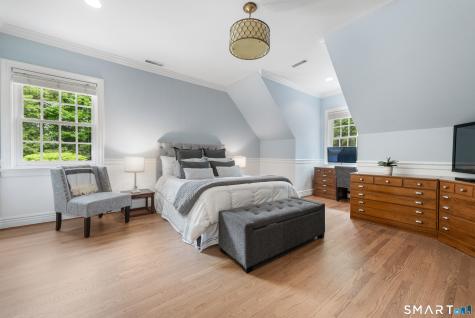 21 Williamsburg Lane Avon CT 06001