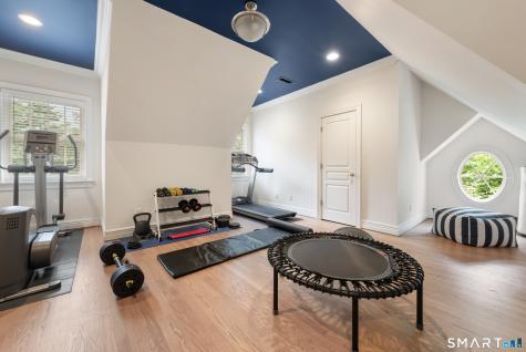 21 Williamsburg Lane Avon CT 06001