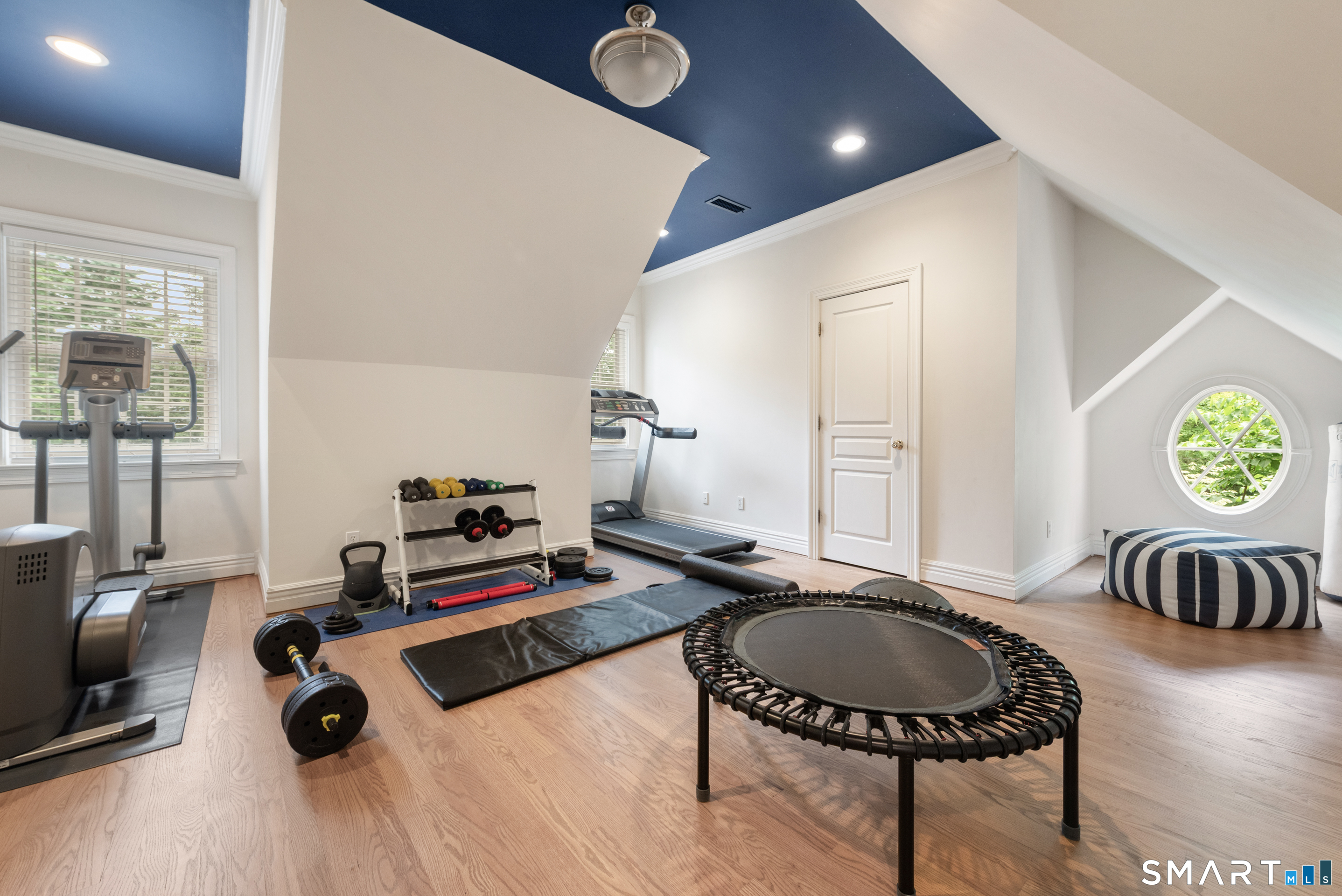 21 Williamsburg Lane Avon CT 06001