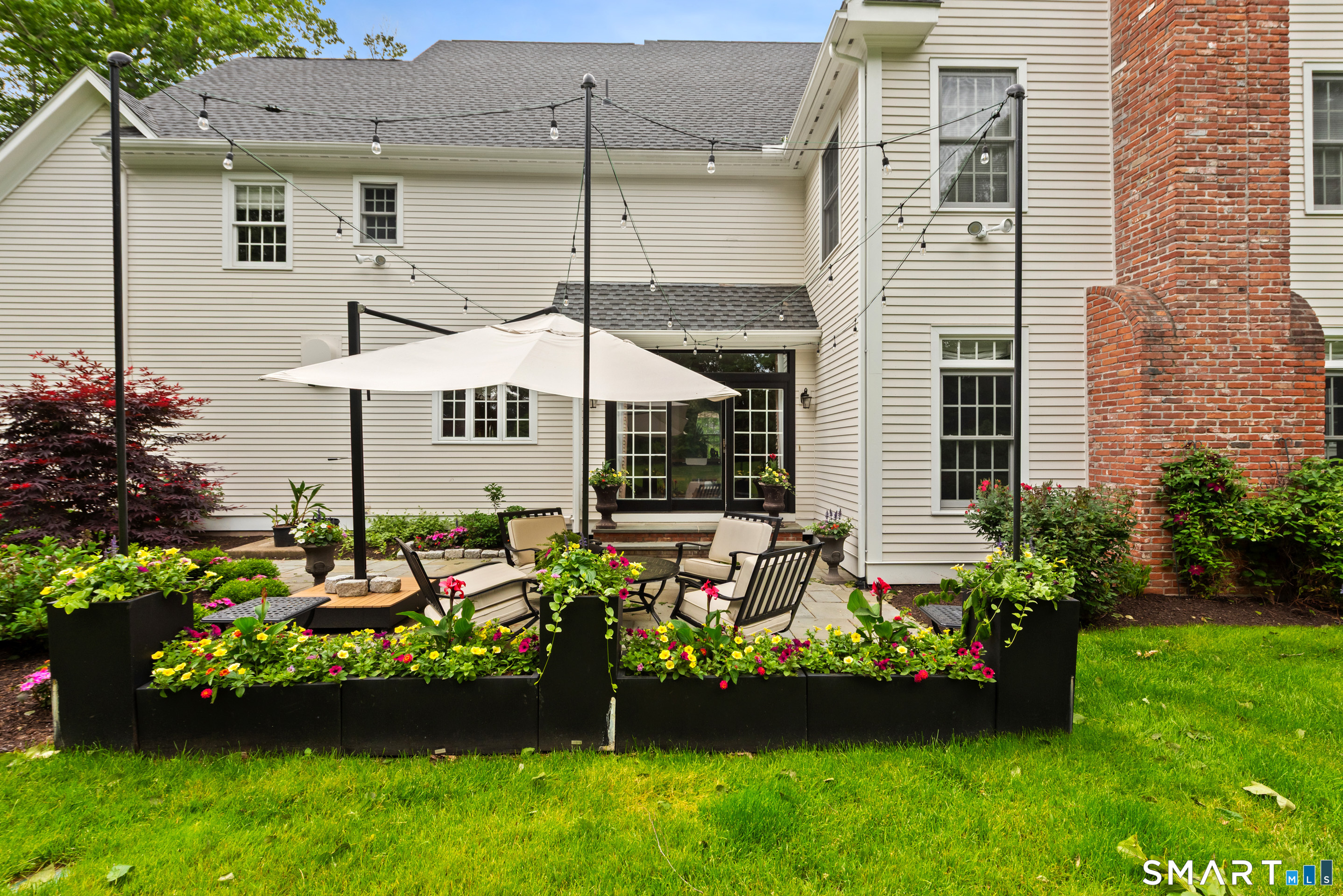 21 Williamsburg Lane Avon CT 06001