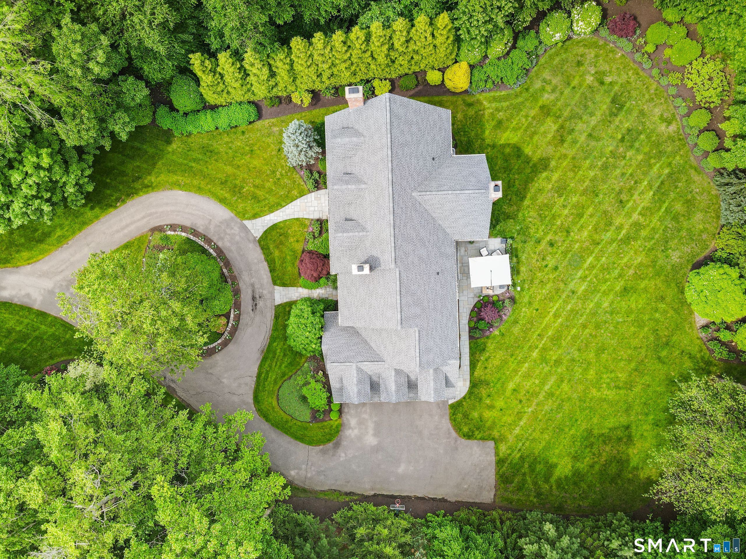 21 Williamsburg Lane Avon CT 06001