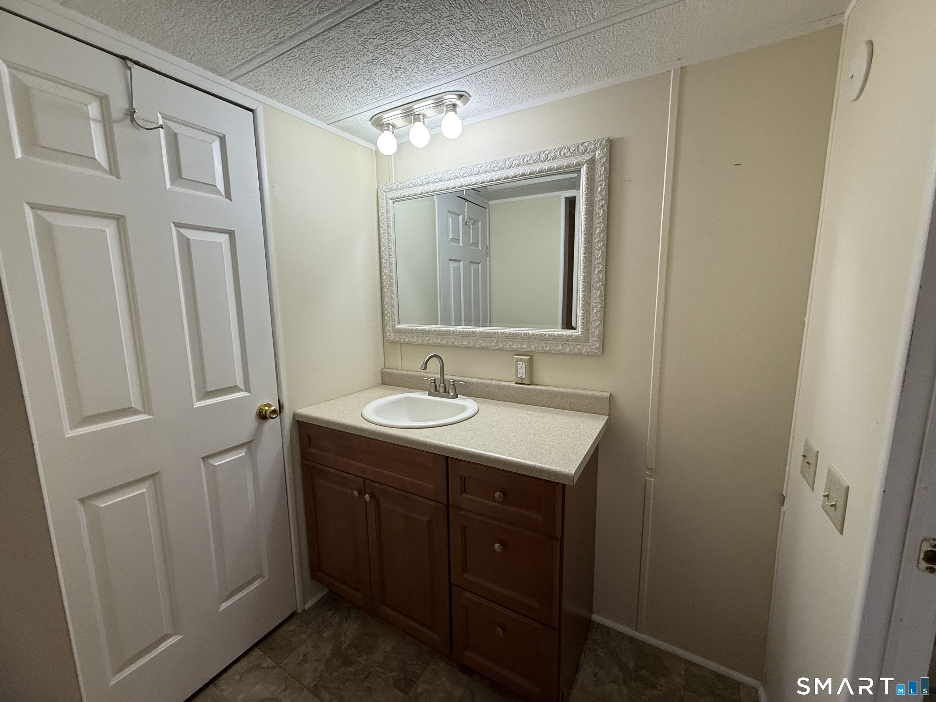 183 Whalehead Road Ledyard CT 06335