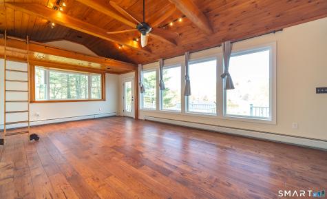 1 Ryans Way Burlington CT 06013