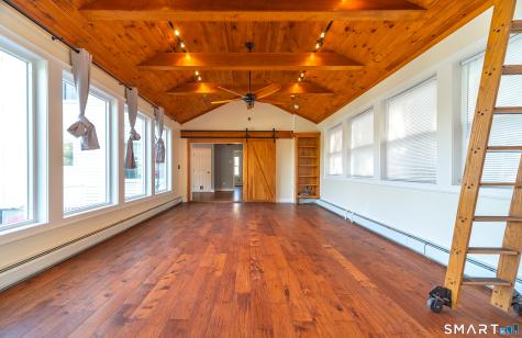 1 Ryans Way Burlington CT 06013