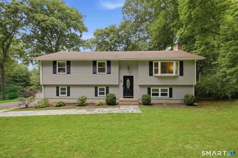 72 Lakeview Heights Tolland CT 06084