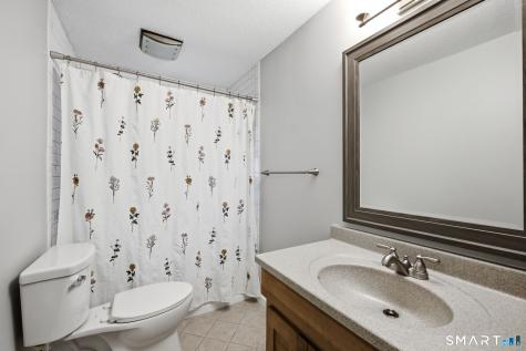 72 Lakeview Heights Tolland CT 06084