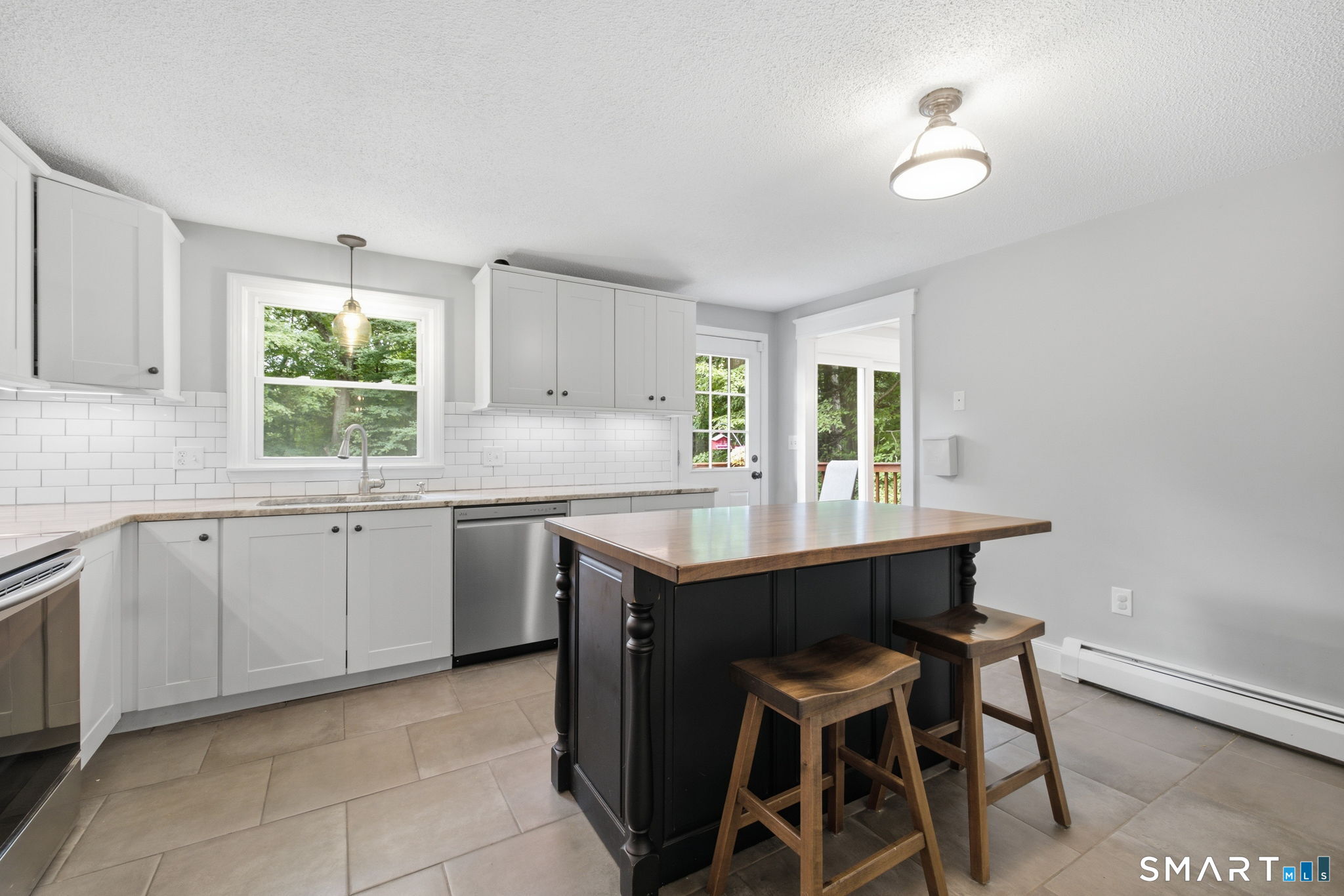 72 Lakeview Heights Tolland CT 06084