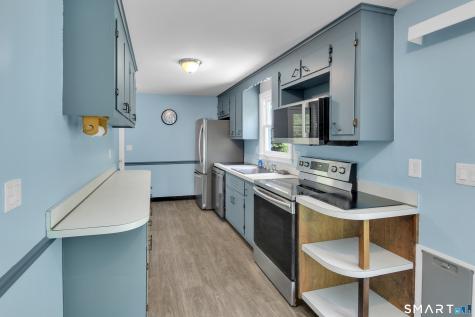 4 Walnut Drive Hebron CT 06248