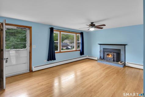 4 Walnut Drive Hebron CT 06248