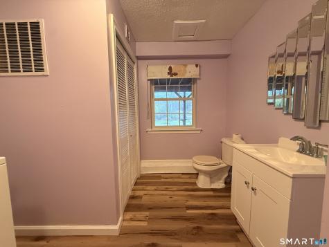 26 Tourtellotte Road Putnam CT 06260