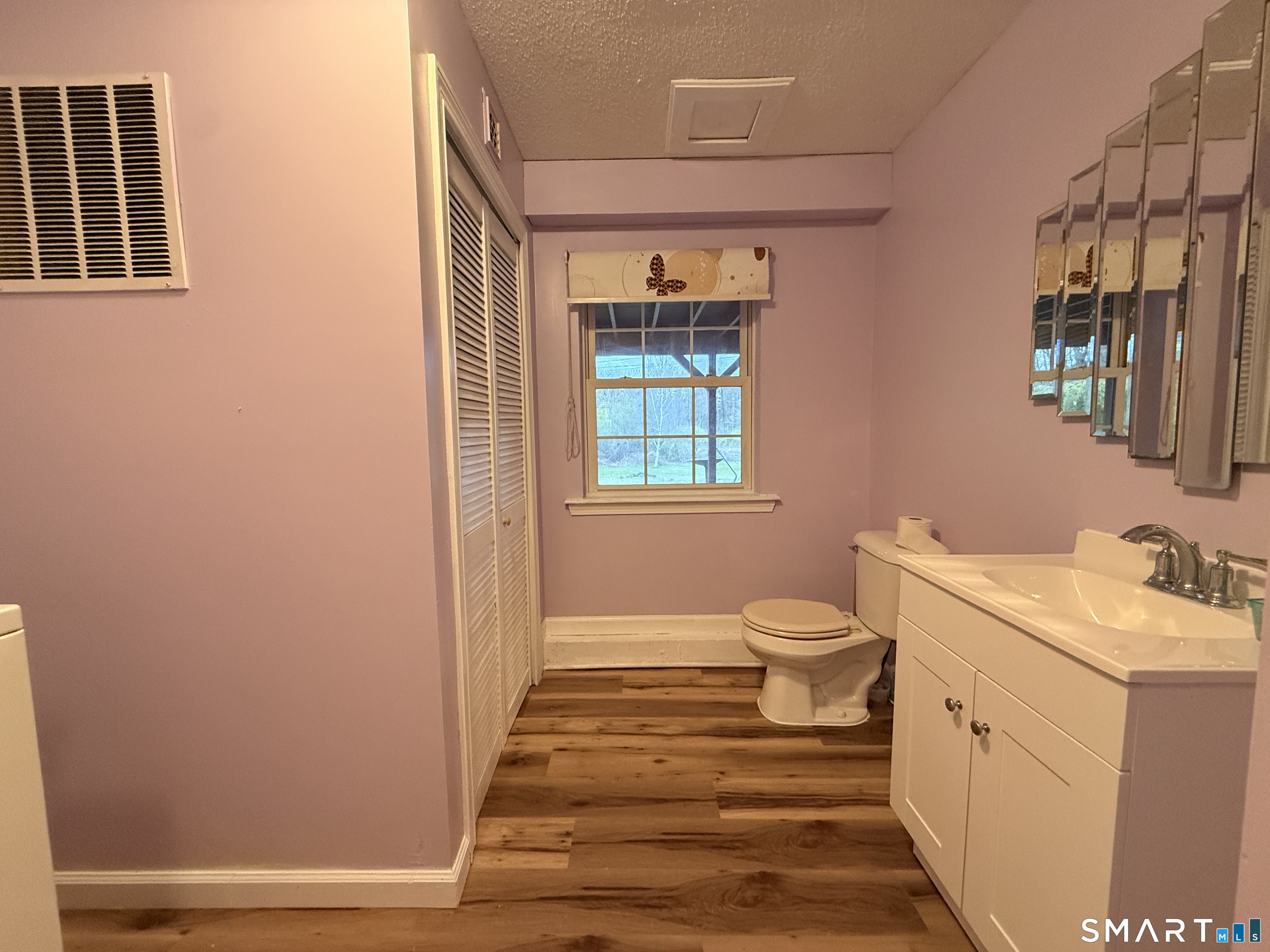 26 Tourtellotte Road Putnam CT 06260