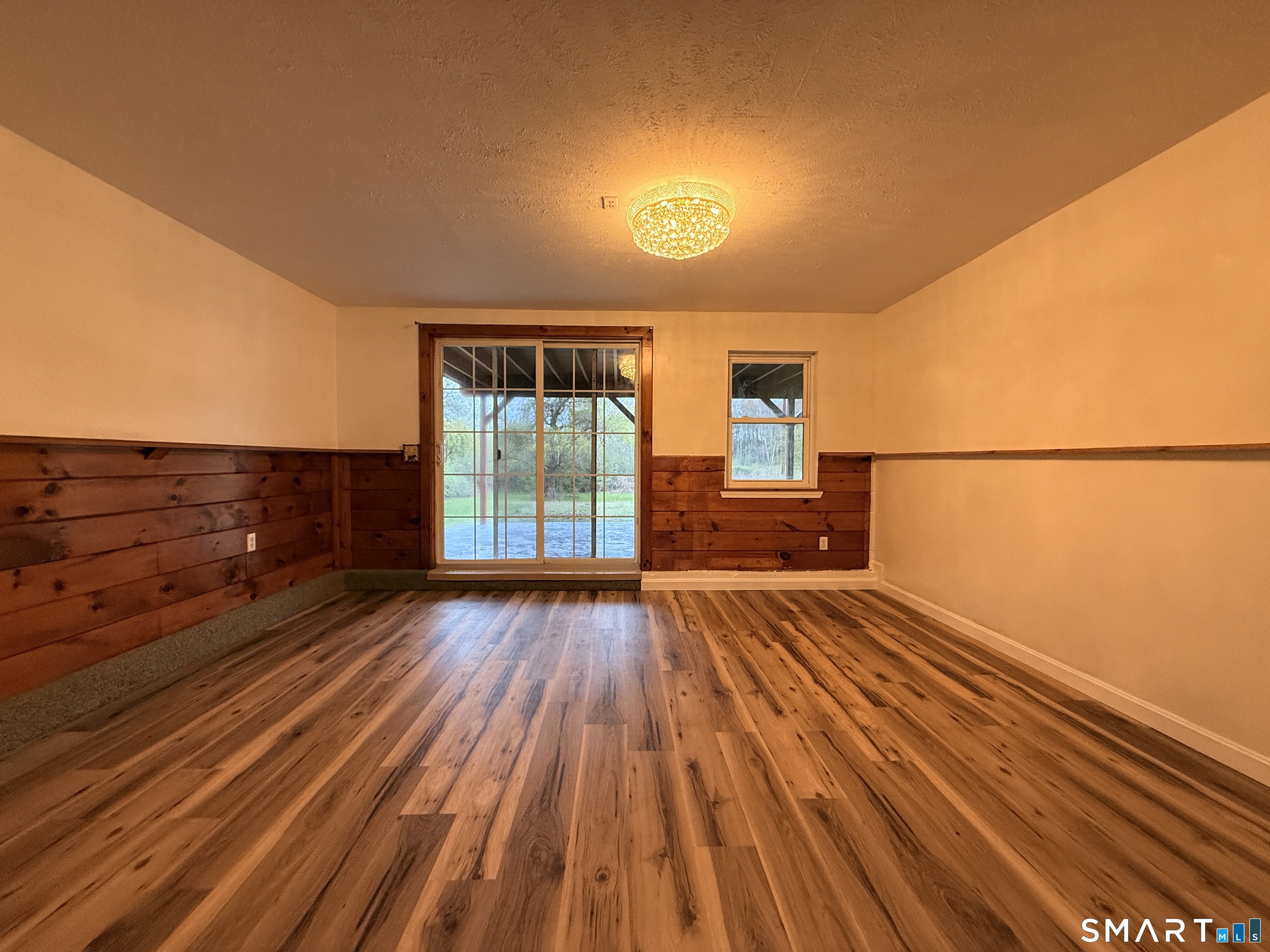 26 Tourtellotte Road Putnam CT 06260