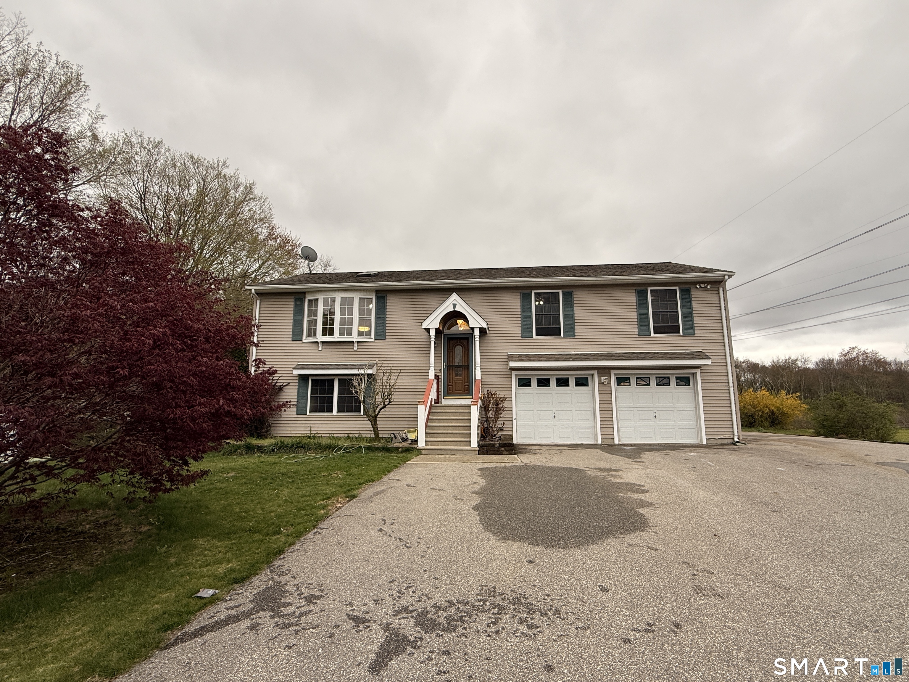 26 Tourtellotte Road Putnam CT 06260