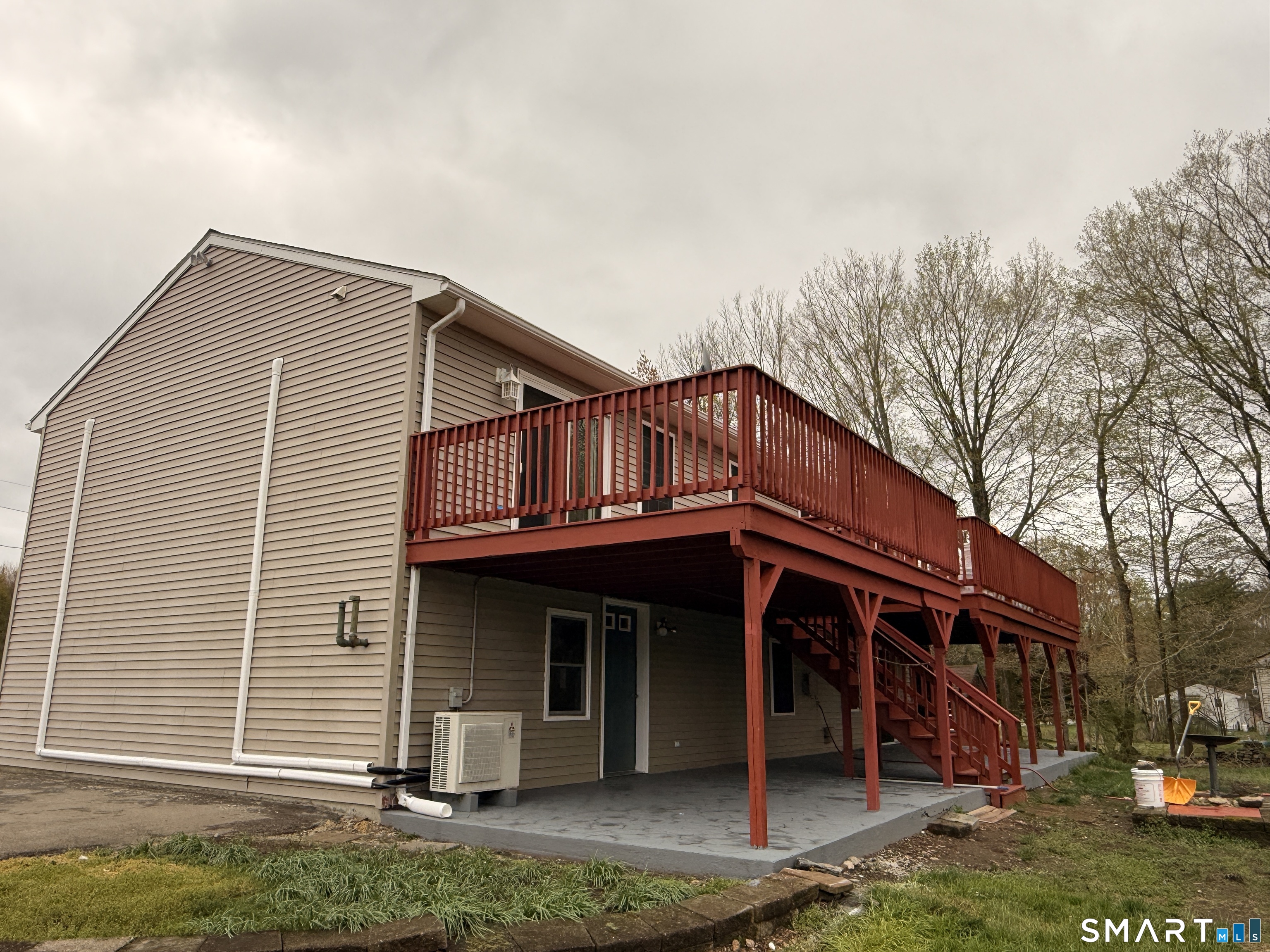 26 Tourtellotte Road Putnam CT 06260