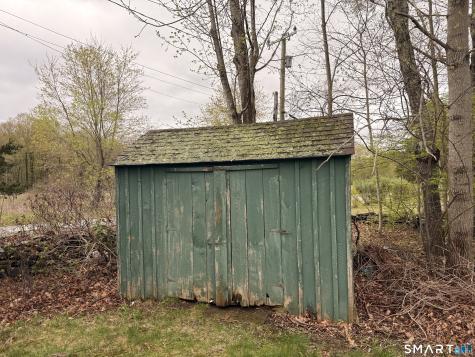 26 Tourtellotte Road Putnam CT 06260