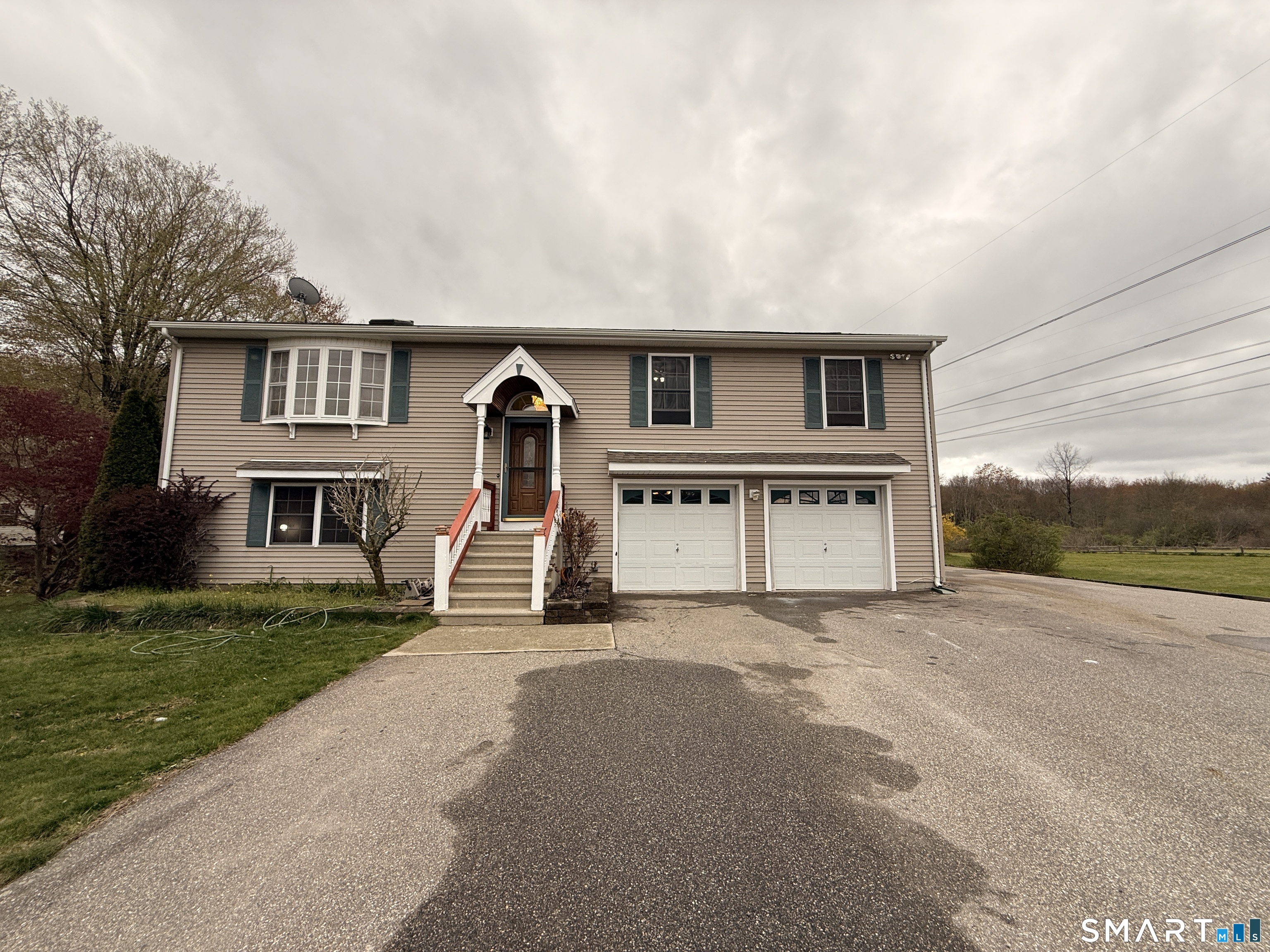 26 Tourtellotte Road Putnam CT 06260