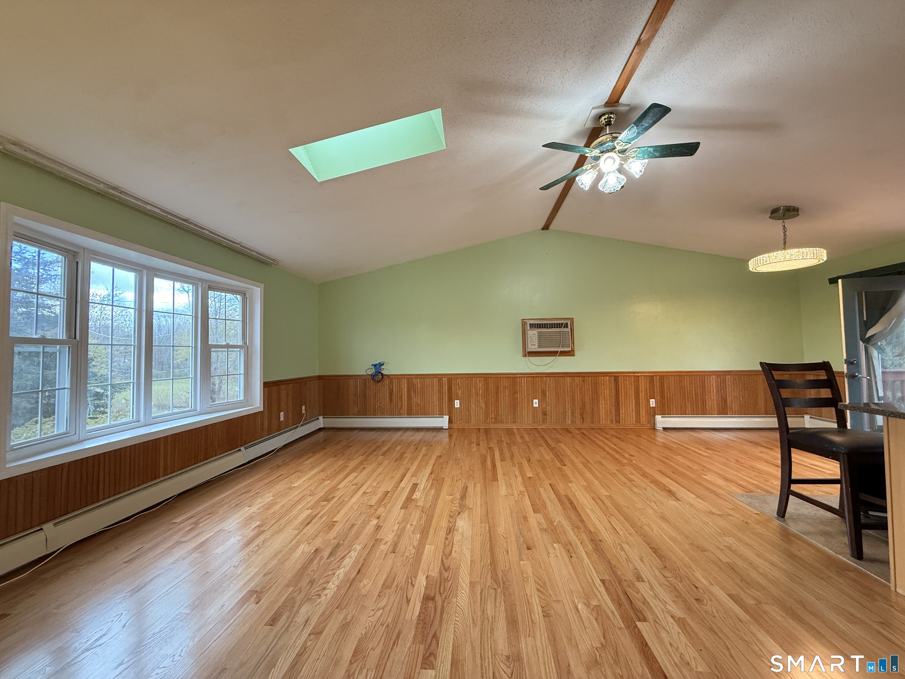 26 Tourtellotte Road Putnam CT 06260