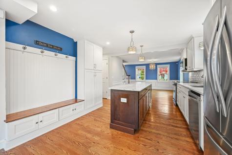 51 Country Road Fairfield CT 06824