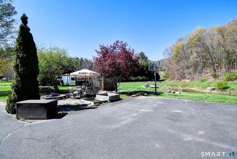 199 Barn Door Hills Road Granby CT 06035