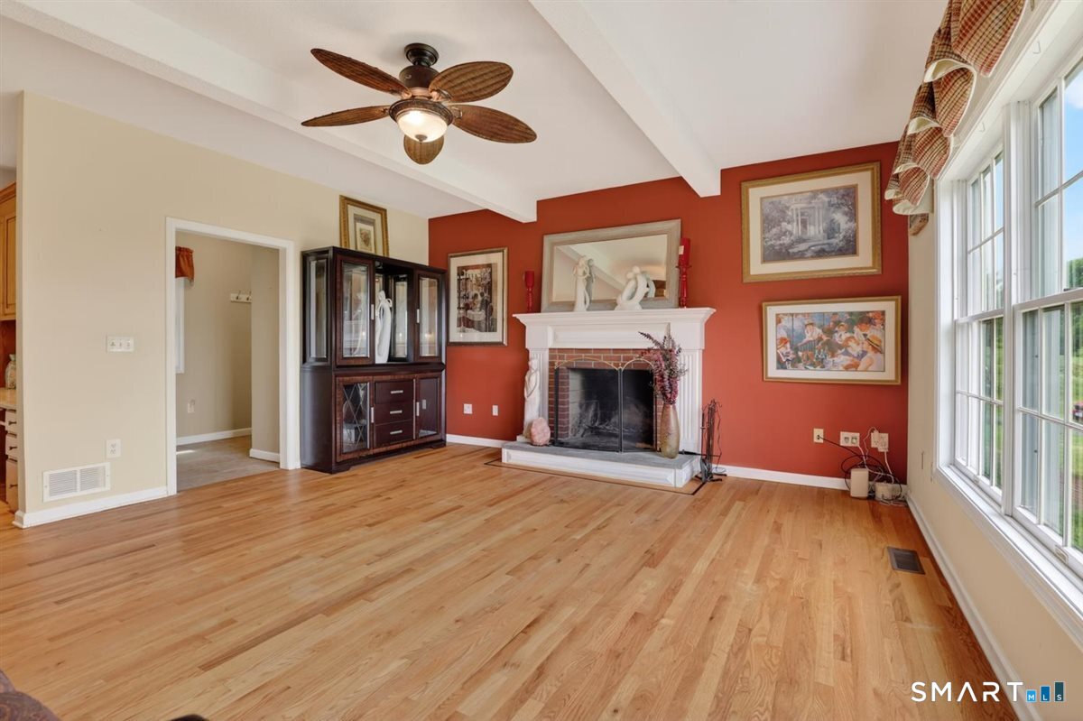 101 Taine Mountain Road Burlington CT 06013