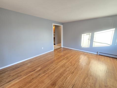 207 Arnold Drive East Hartford CT 06108