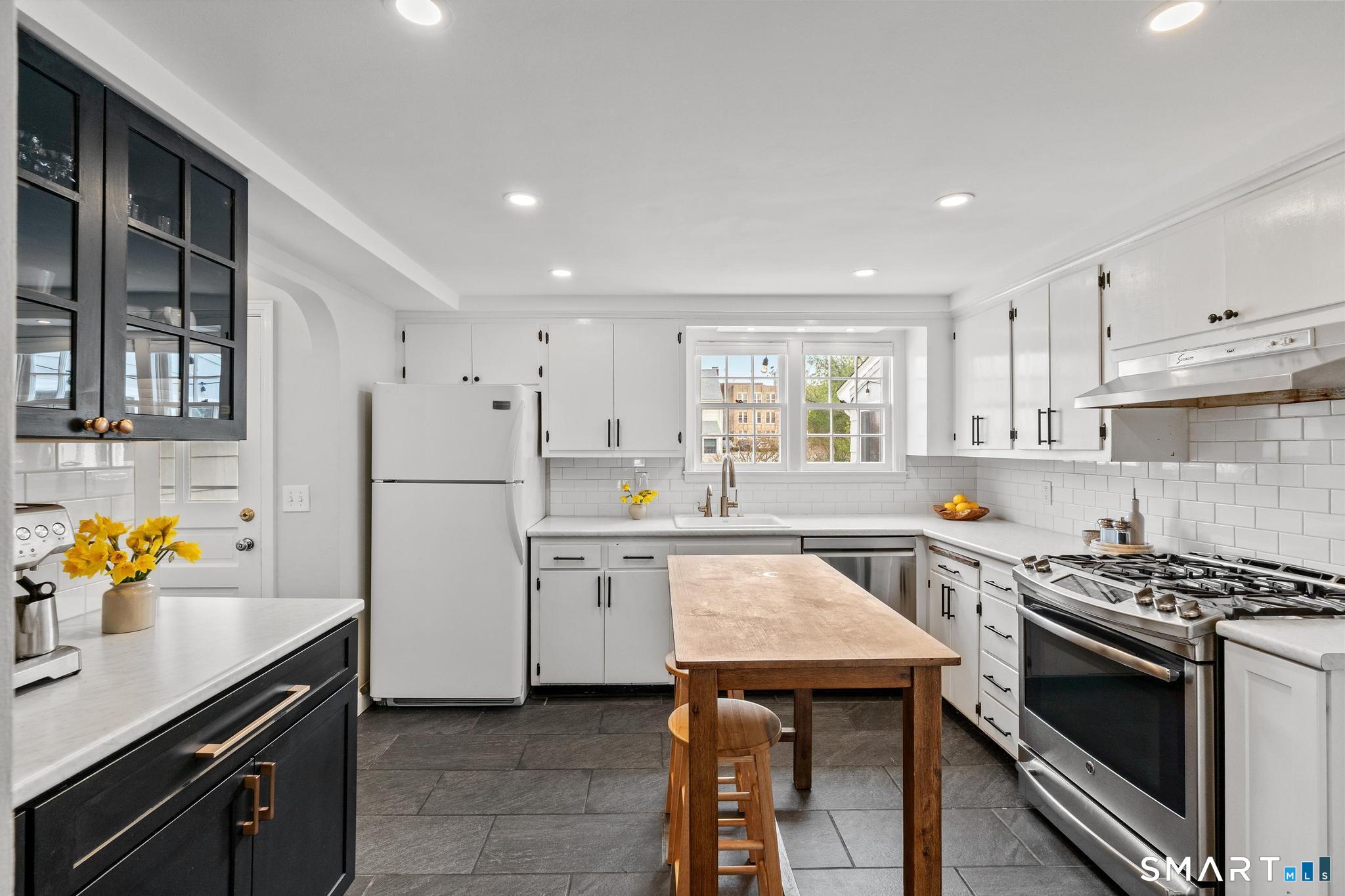 40 Fairlee Road West Hartford CT 06107