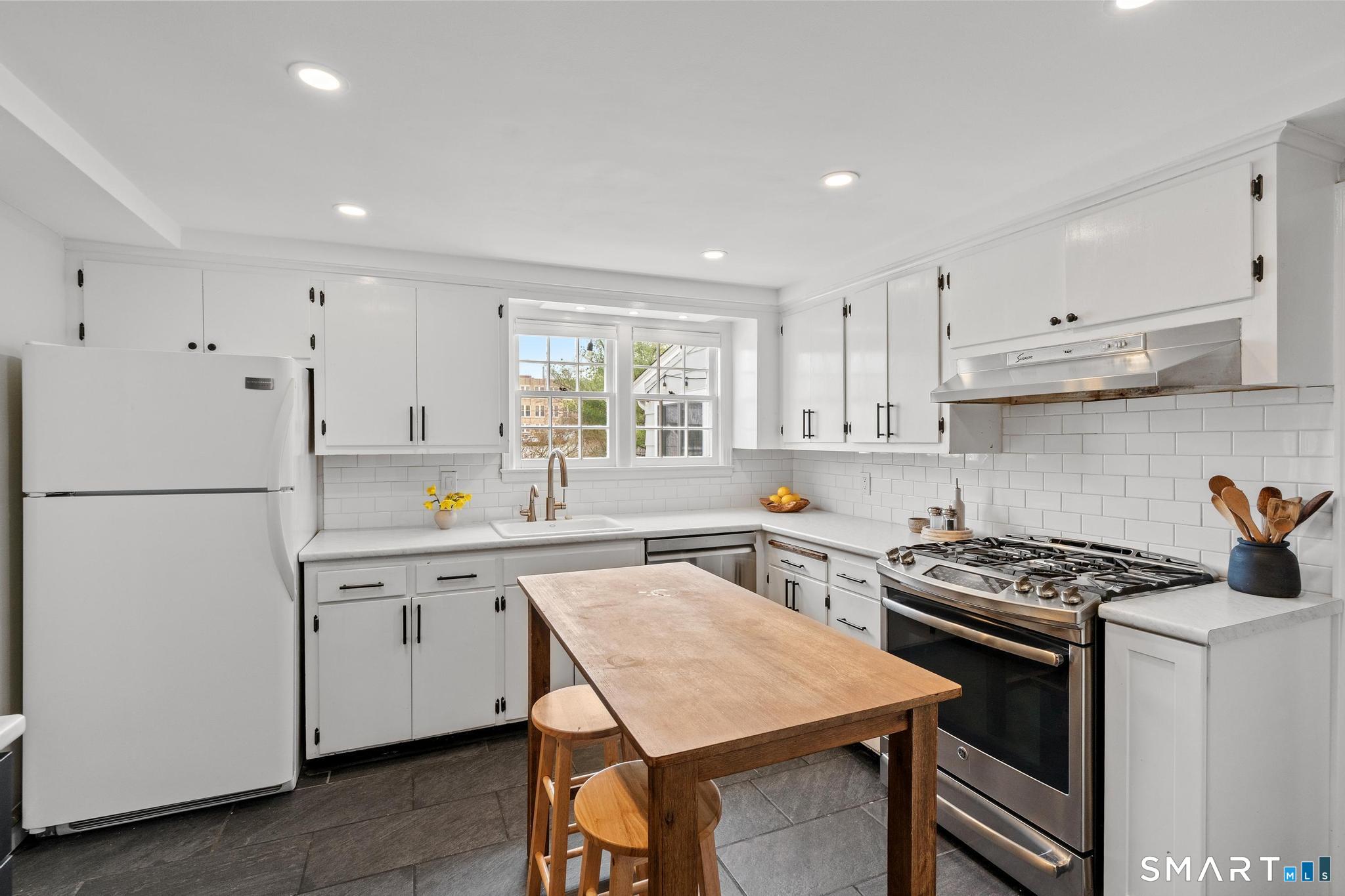 40 Fairlee Road West Hartford CT 06107