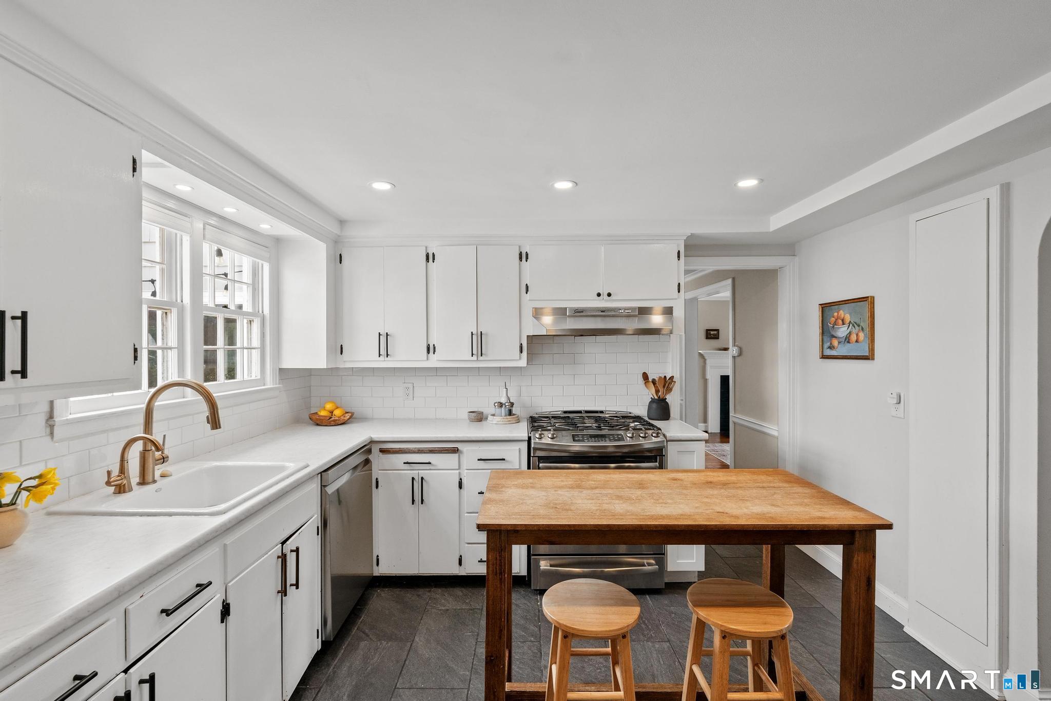 40 Fairlee Road West Hartford CT 06107