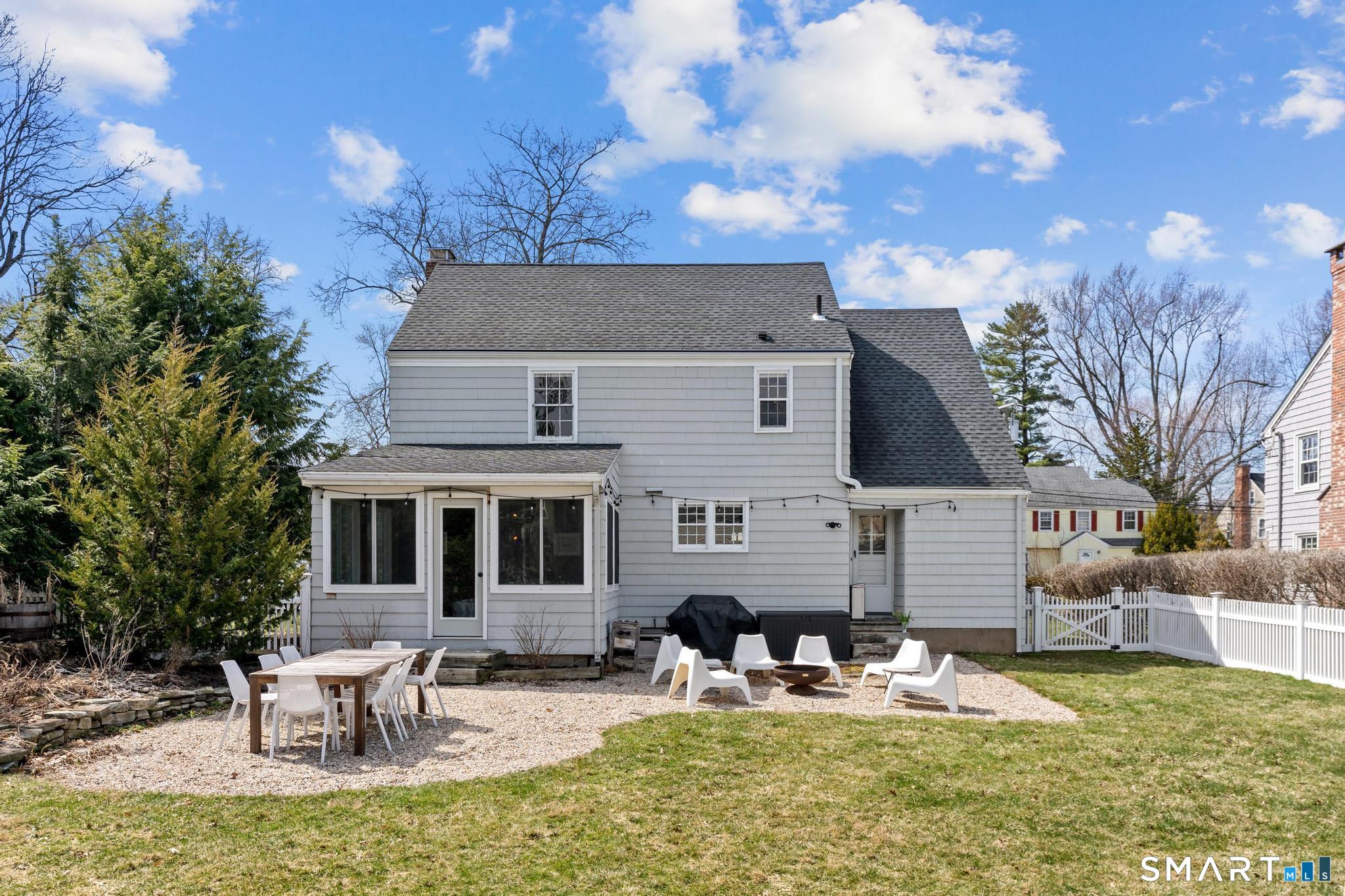 40 Fairlee Road West Hartford CT 06107