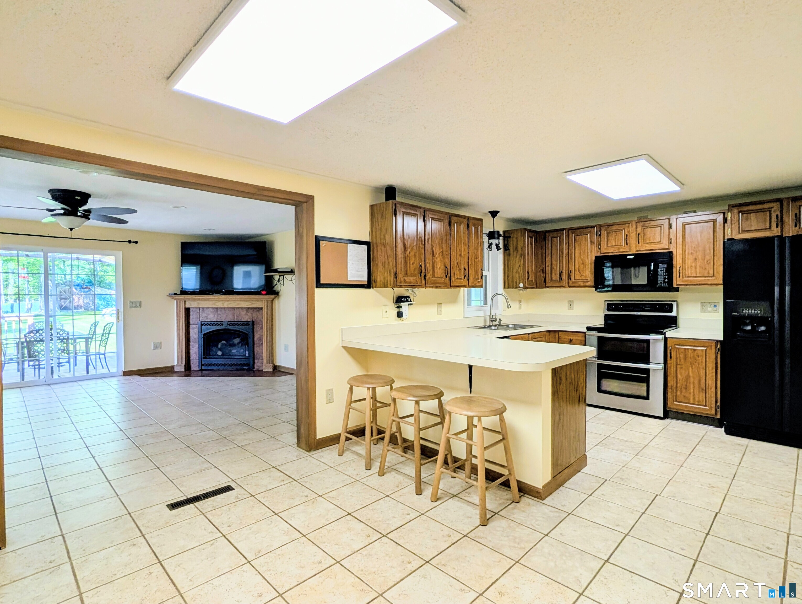 141 Hop River Road Coventry CT 06238