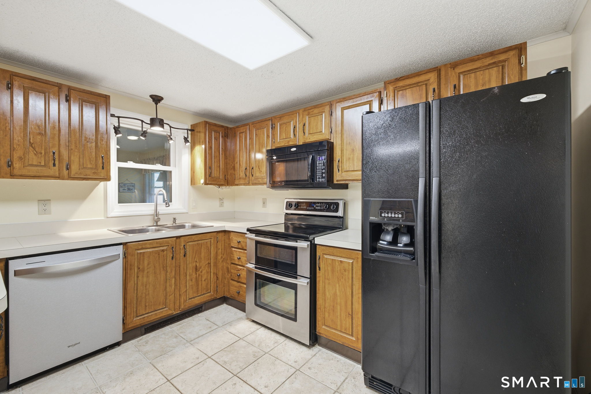141 Hop River Road Coventry CT 06238