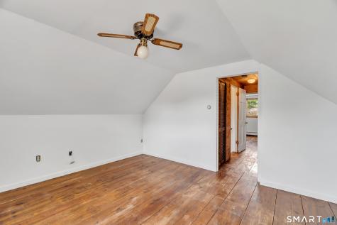 8 Chapel Hill Road Montville CT 06370