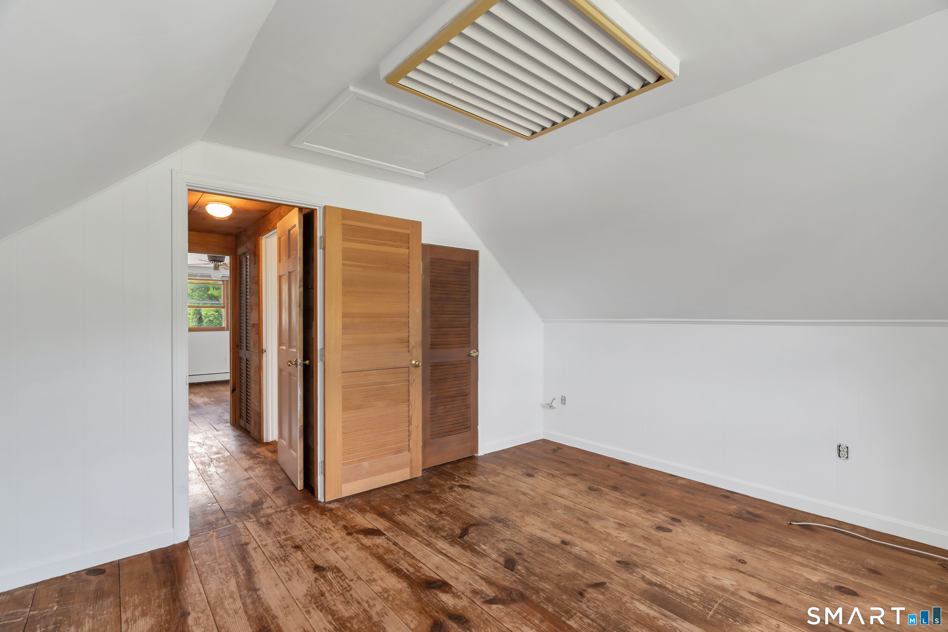 8 Chapel Hill Road Montville CT 06370