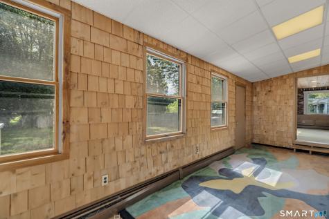 8 Chapel Hill Road Montville CT 06370